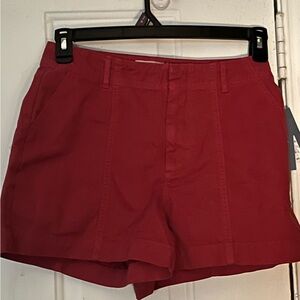 Universal Thread Red Bermuda Shorts nwt size 6 women